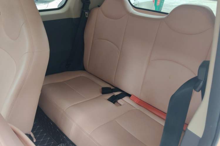 Used BAW Yuanbao 2022 Smart Version Interior 4