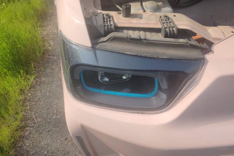 Used BAW Yuanbao 2022 Bao Meng Edition Right Front Headlight