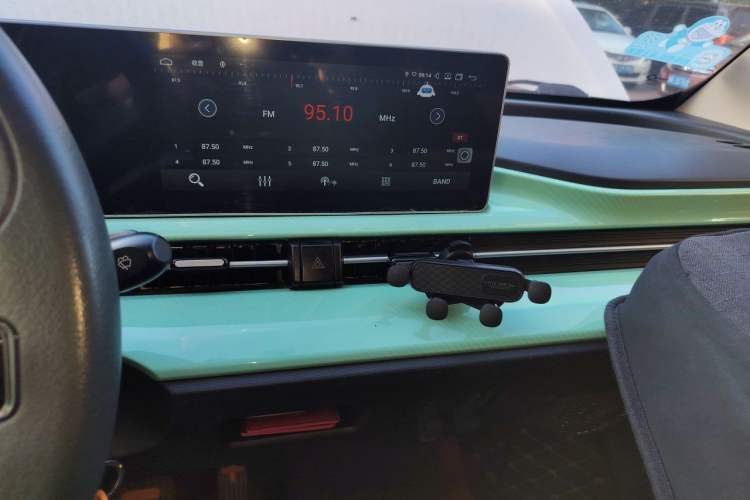 Used BAW Yuanbao 2022 Bao Meng Edition Audio And AC Panel