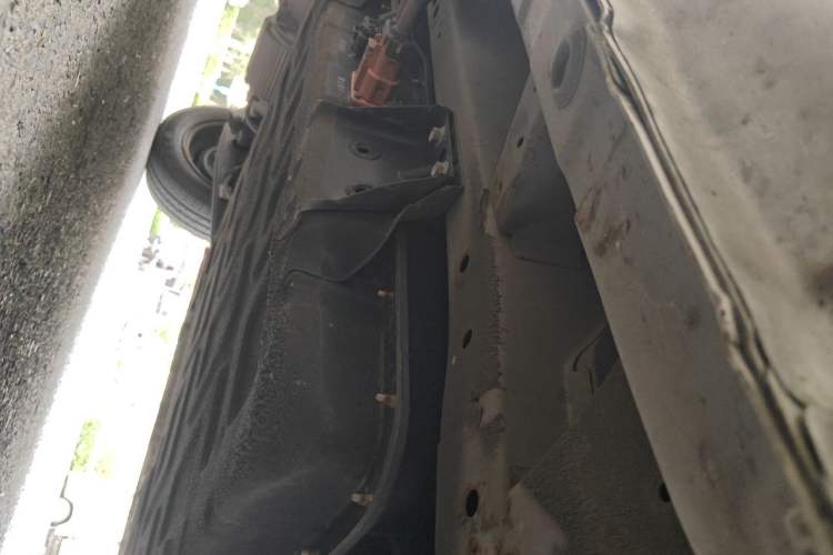 Used BAW Yuanbao 2022 Smart Version Chassis Front Right