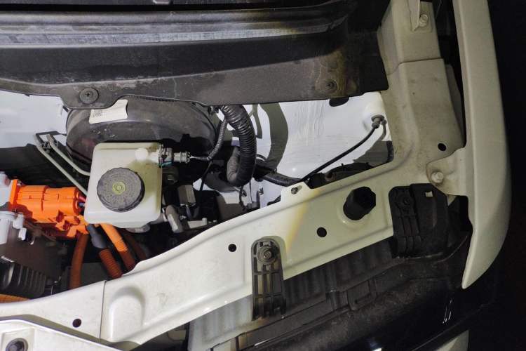 Used BAW Yuanbao 2022 Smart Version Engine Bay Left