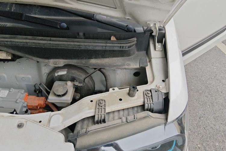 Used BAW Yuanbao 2022 Smart Version Engine Bay Left