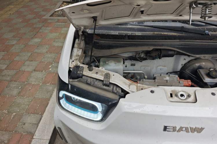 Used BAW Yuanbao 2022 Smart Version Engine Bay Right
