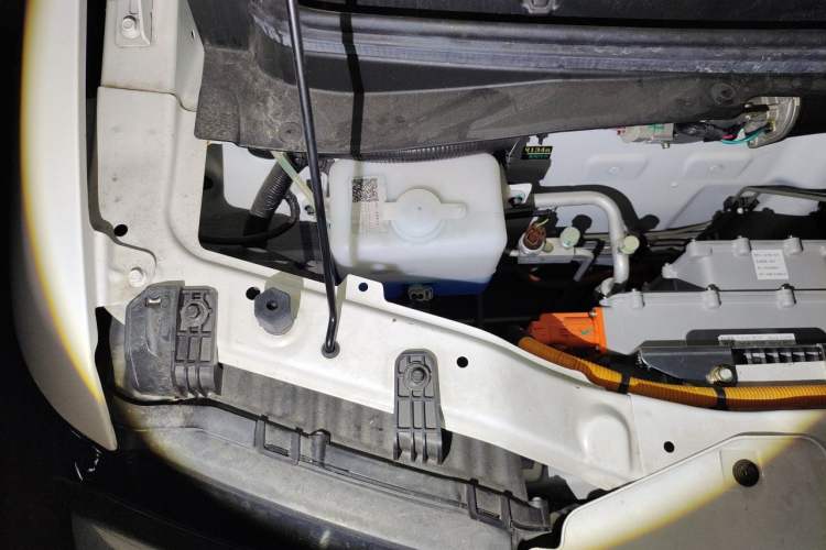 Used BAW Yuanbao 2022 Smart Version Engine Bay Right
