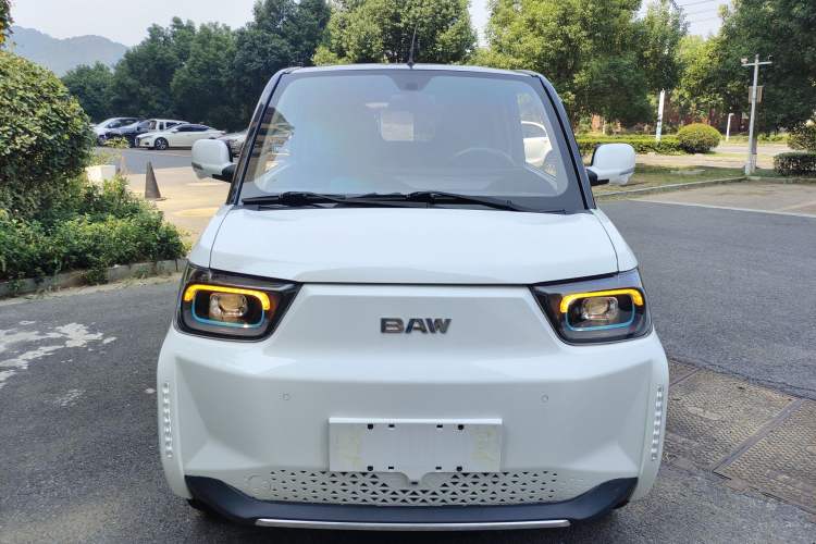 Used BAW Yuanbao 2022 Smart Version Front