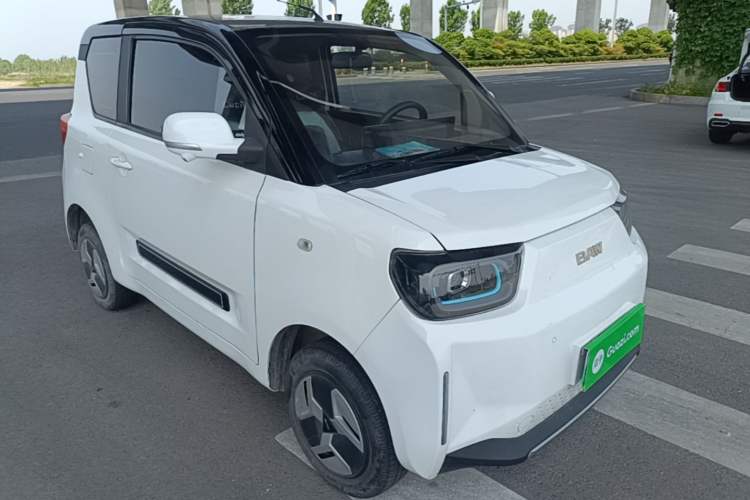 Used BAW Yuanbao 2022 Smart Version Front Right 45 Deg