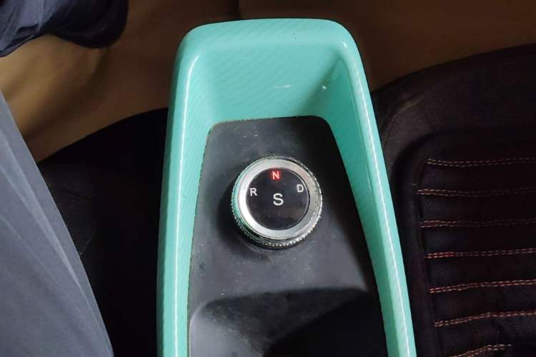 Used BAW Yuanbao 2022 Smart Version Gear Lever