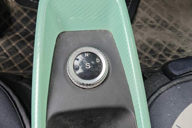Used BAW Yuanbao 2022 Smart Version Gear Lever