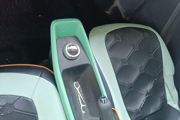 Used BAW Yuanbao 2022 Smart Version Gear Lever