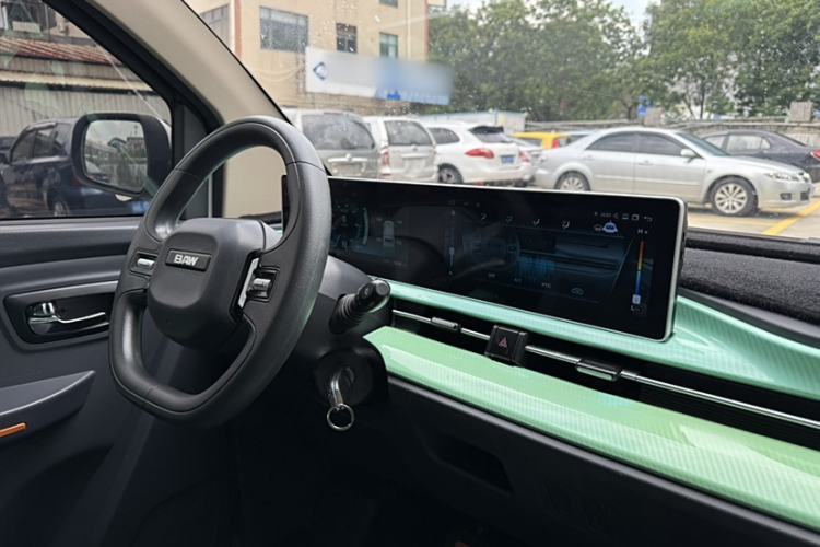 Used BAW Yuanbao 2022 Smart Version Interior 10