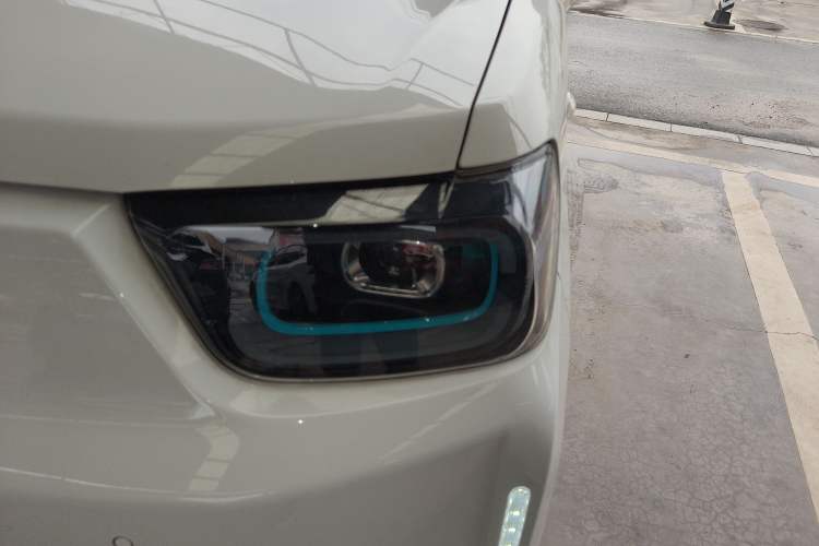 Used BAW Yuanbao 2022 Smart Version Left Front Headlight