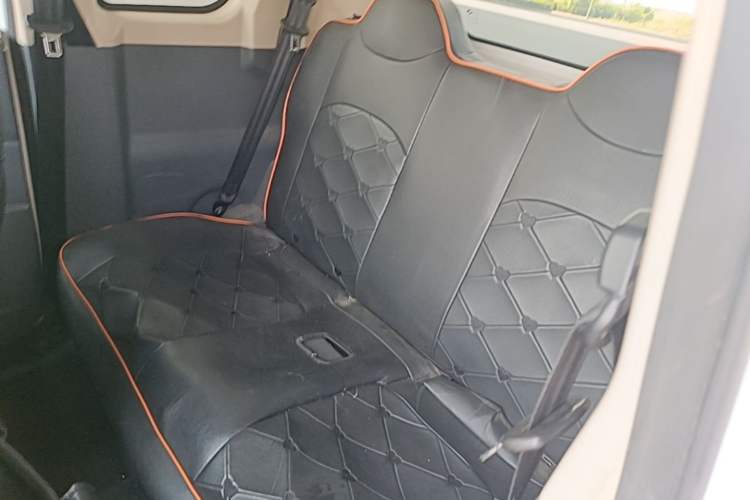 Used BAW Yuanbao 2022 Smart Version Left Rear Seat