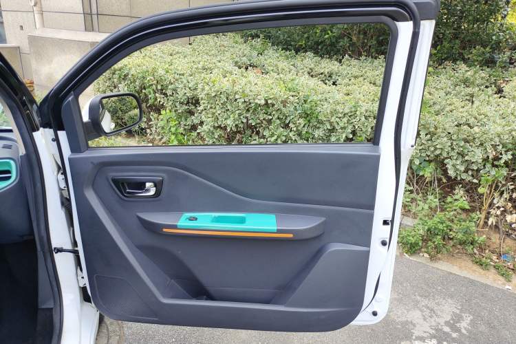Used BAW Yuanbao 2022 Smart Version Right Front Door Interior