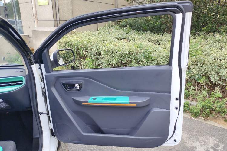 Used BAW Yuanbao 2022 Smart Version Right Rear Door Interior