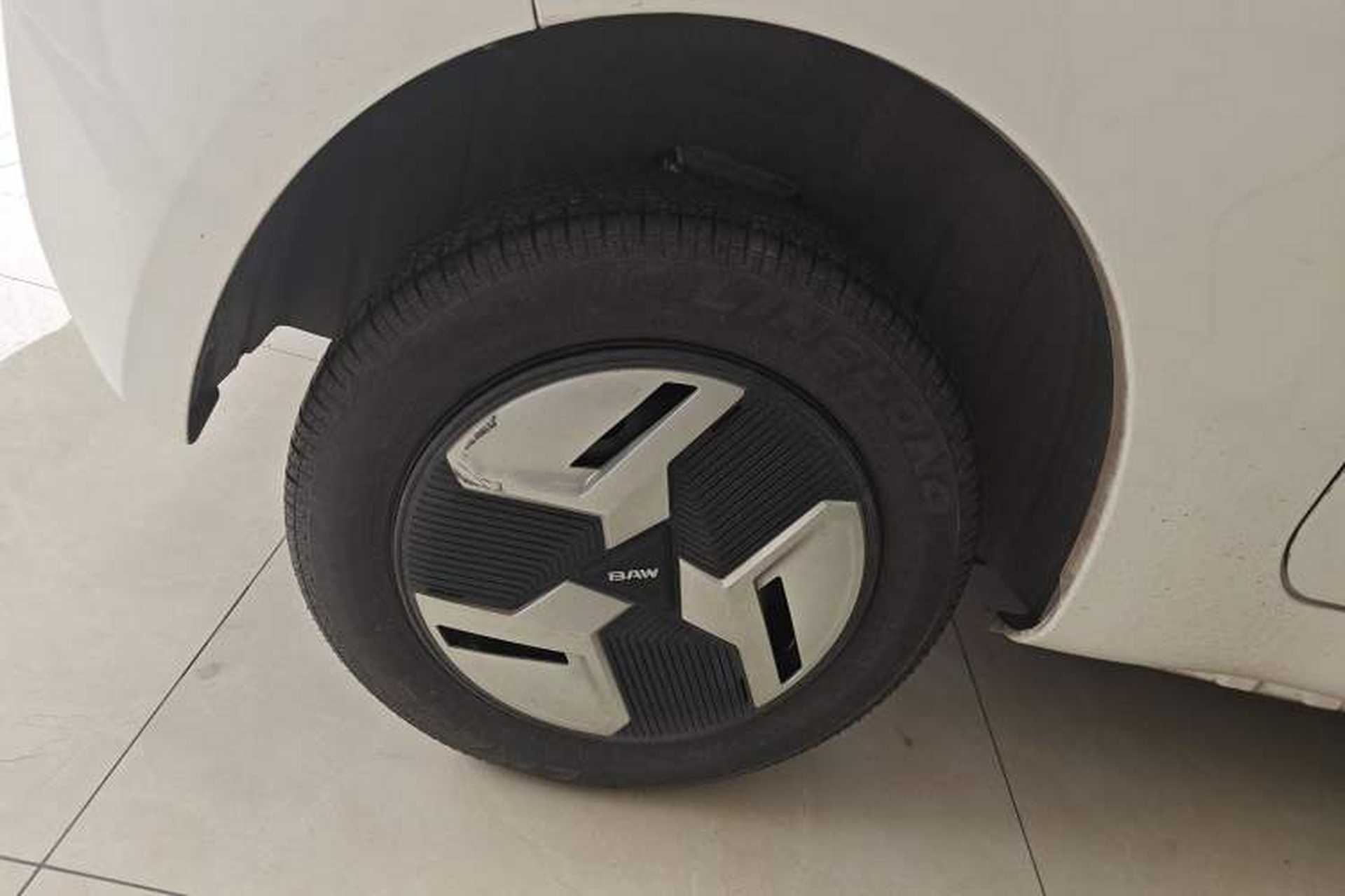 Used BAW Yuanbao 2022 Smart Version Right Rear Wheel Hub