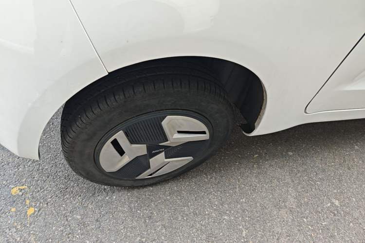 Used BAW Yuanbao 2022 Smart Version Right Rear Wheel Hub