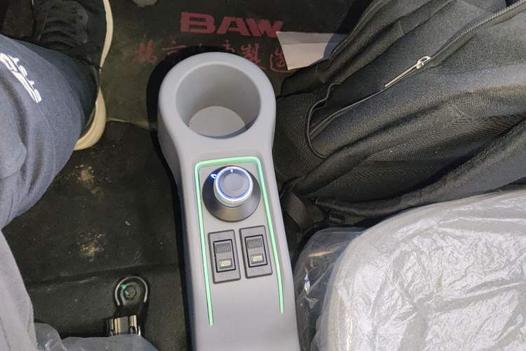 Used BAW Yuanbao 2023 Superior Edition Gear Lever