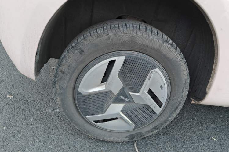 Used BAW Yuanbao 2023 Leading Edition Right Rear Wheel Hub