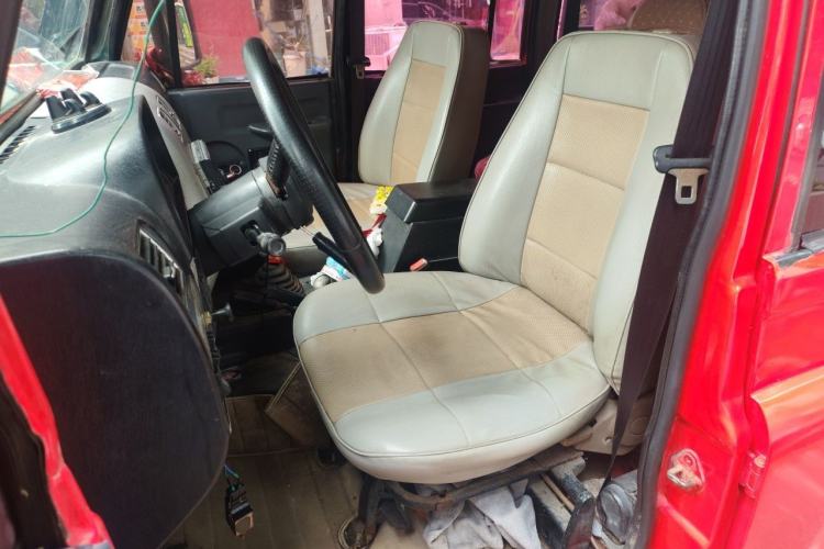 Used BAW Zhanqi 2010 2.0L CK Left Front Seat