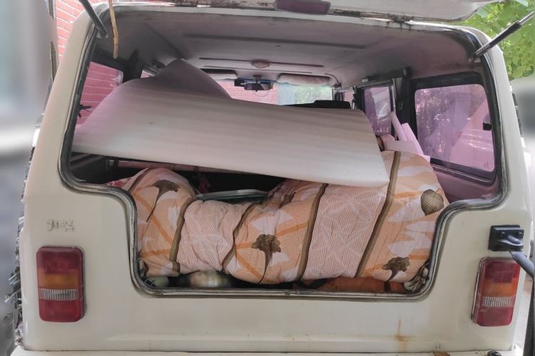 Used BAW Zhanqi 2010 2.0L hardtop version Trunk