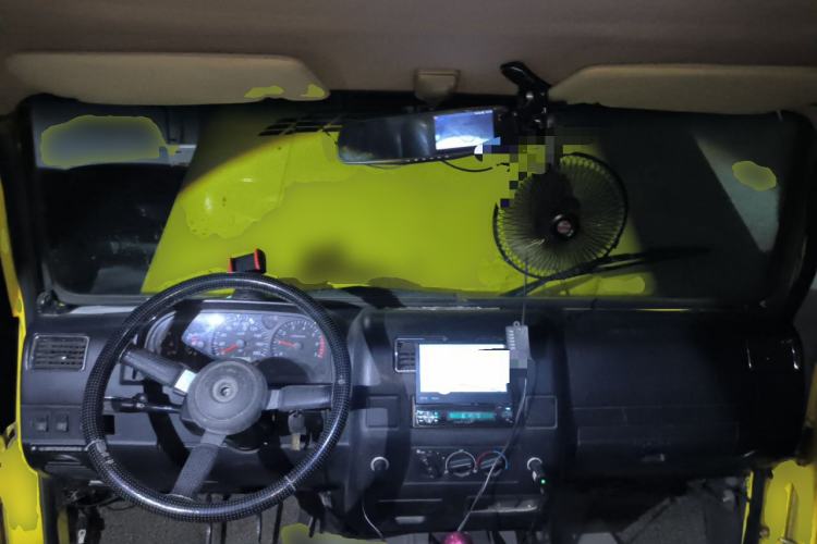 Used BAW Zhanqi 2010 2.0L hardtop version Center Console