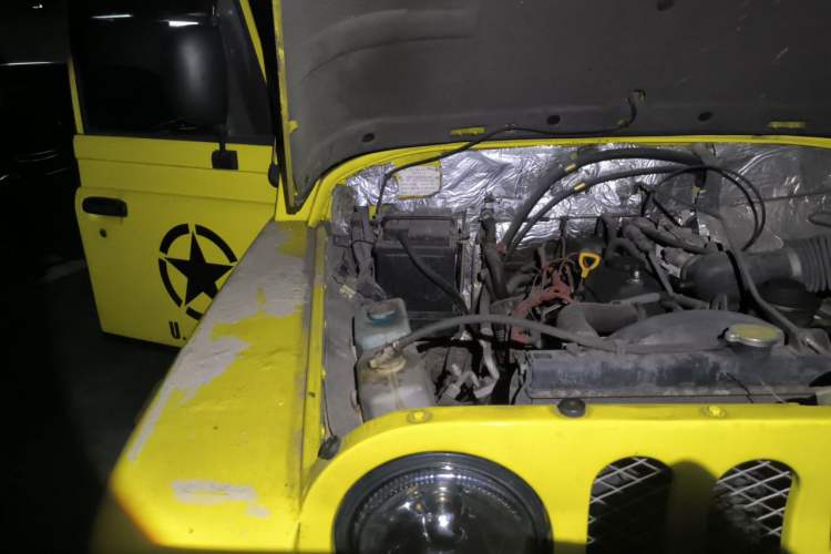 Used BAW Zhanqi 2010 2.0L hardtop version Engine Bay Right