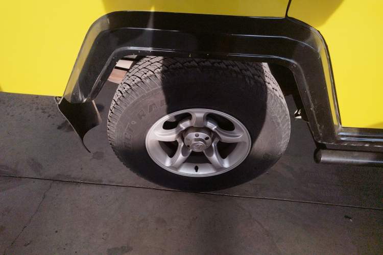 Used BAW Zhanqi 2010 2.0L CK Right Rear Wheel Hub