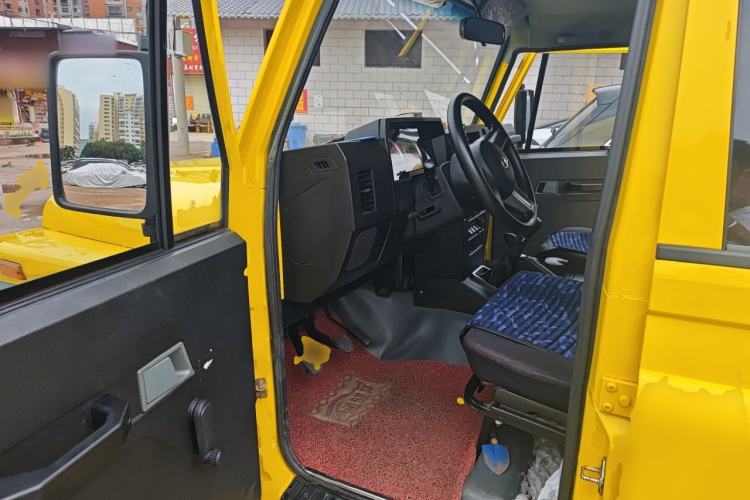 Used BAW Zhanqi 2015 2.0L CK Driver Seat