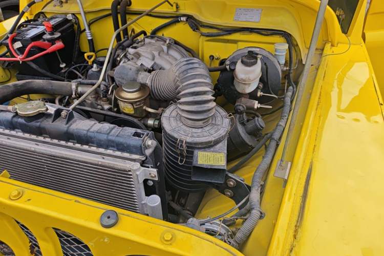 Used BAW Zhanqi 2015 2.0L CK Engine Bay Left