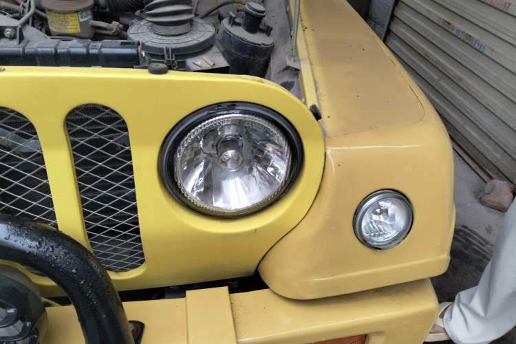 Used BAW Zhanqi 2015 2.0L CK Engine Bay Left