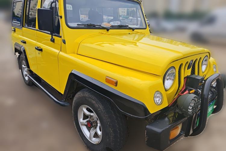 Used BAW Zhanqi 2015 2.0L CK Front Right 45 Deg