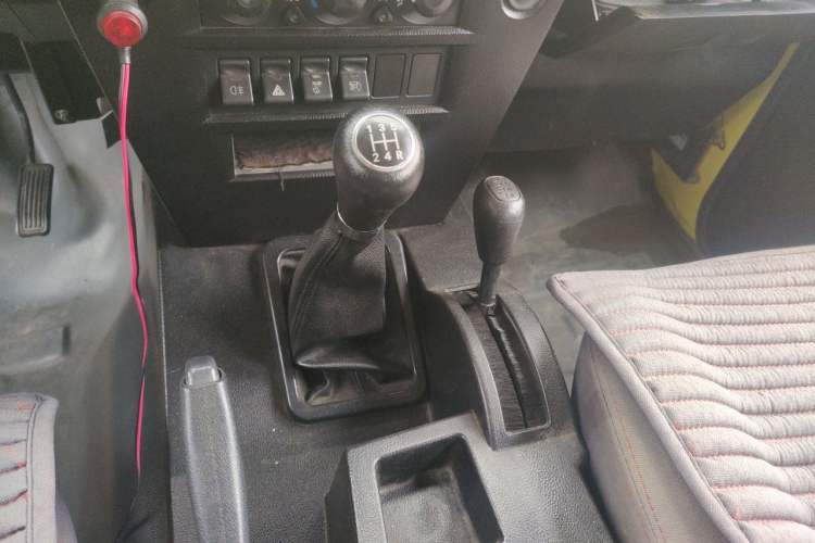 Used BAW Zhanqi 2015 2.0L CK Gear Lever