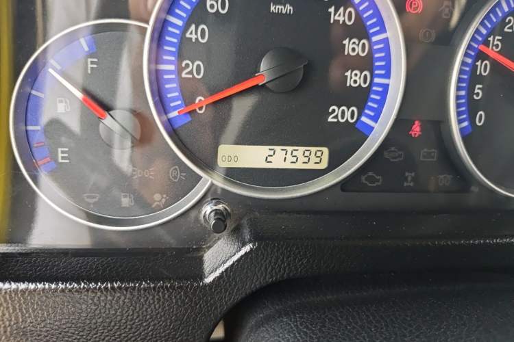 Used BAW Zhanqi 2015 2.0L CK Odometer Close Up
