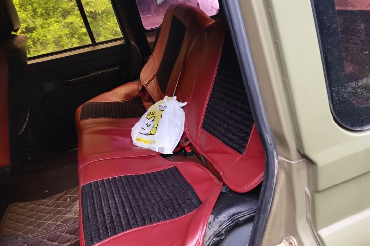 Used BAW Zhanqi 2016 2.0L Hardtop Luxury Version China V Standard Left Rear Seat
