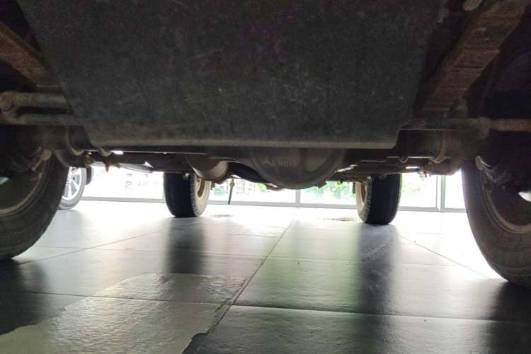 Used BAW Zhanqi 2016 2.0L Gladiator Luxury Edition China V Chassis Front