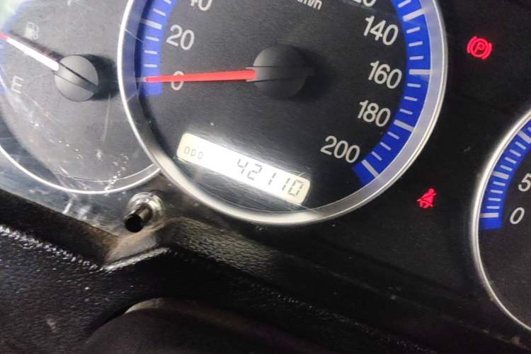 Used BAW Zhanqi 2016 2.0L Gladiator Luxury Edition China V Odometer Close Up