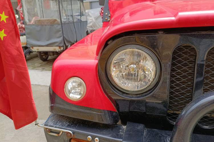 Used BAW Zhanqi 2016 2.0L CK Luxury Model China V Right Front Headlight