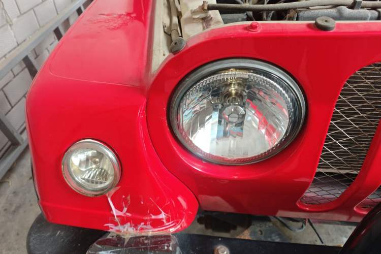 Used BAW Zhanqi 2016 2.0L Gladiator Luxury Edition China V Right Front Headlight
