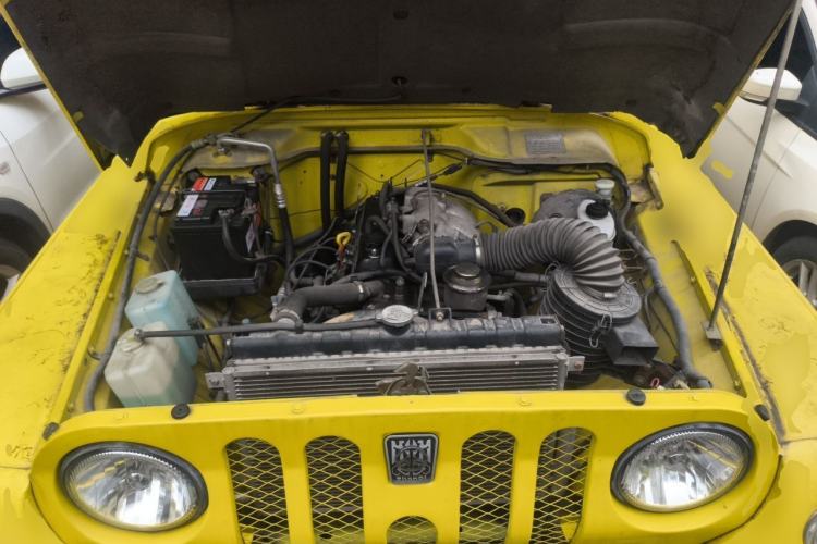 Used BAW Zhanqi 2016 2.0L Gladiator Luxury Edition China V Engine Bay