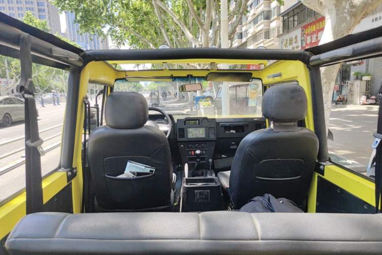 Used BAW Zhanqi 2016 2.0L Gladiator Luxury Edition China V Headliner