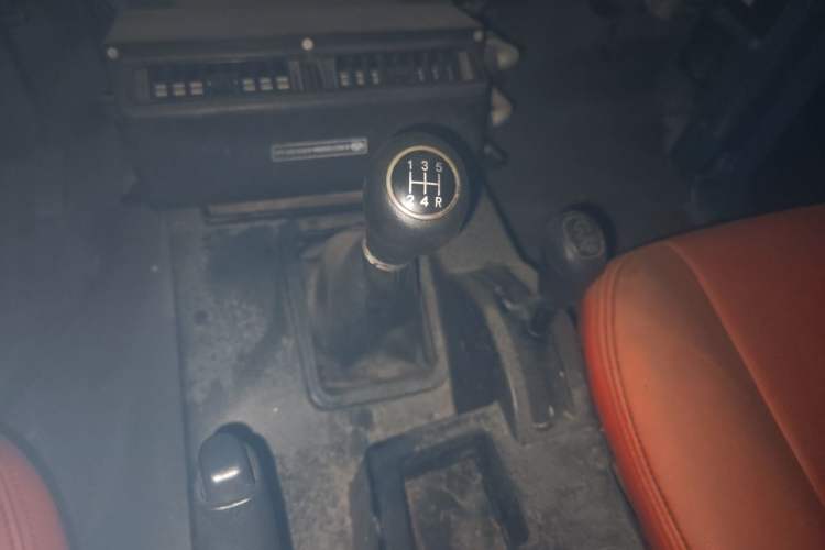 Used BAW Zhanqi 2018 2.0L CK Gear Lever