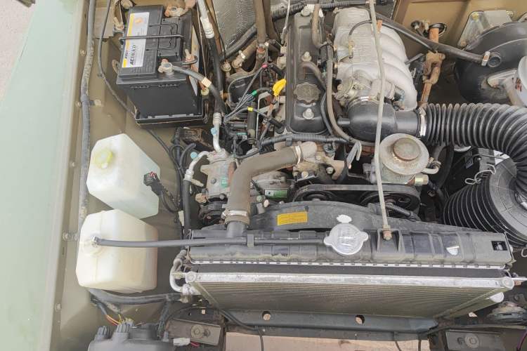 Used BAW Zhanqi 2018 2.0L Hardtop Edition Engine Bay Right