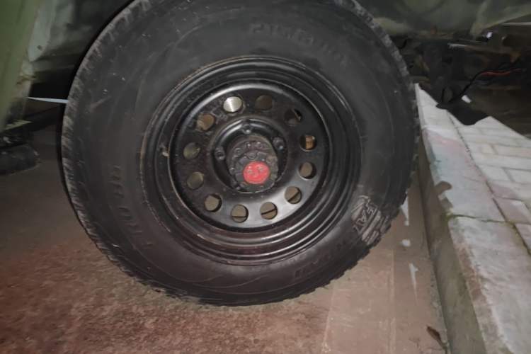 Used BAW Zhanqi 2018 2.0L Hardtop Edition Right Front Wheel Hub