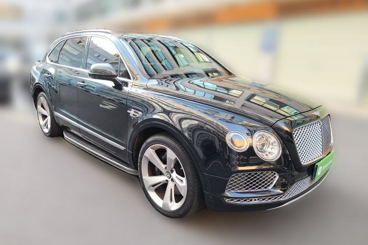 Used Bentley Bentayga 2016 6.0T Standard Edition Front Right 45 Deg