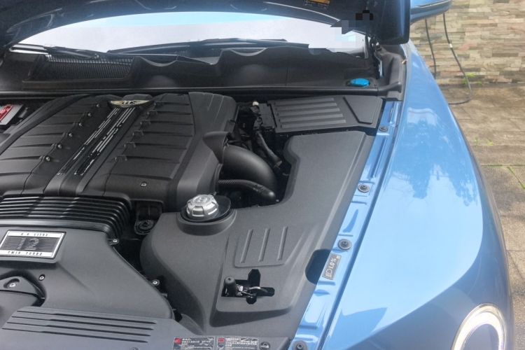 Used Bentley Bentayga 2016 6.0T First Edition Limited Edition Engine Bay Left