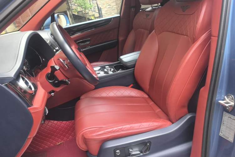 Used Bentley Bentayga 2016 6.0T First Edition Limited Edition Left Front Seat