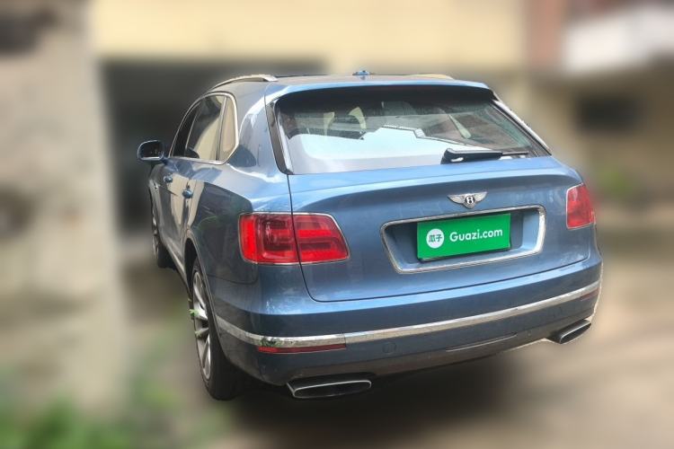 Used Bentley Bentayga 2016 6.0T First Edition Limited Edition Rear Left 45 Deg
