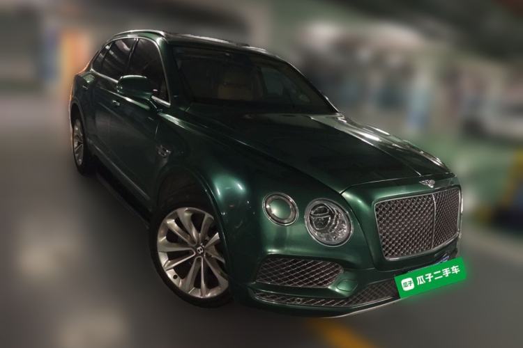 Used Bentley Bentayga 2016 6.0T Standard Edition Front Right 45 Deg