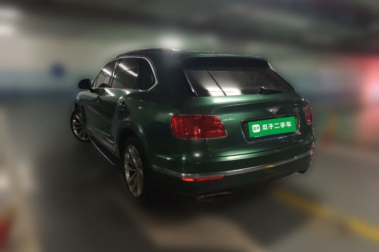 Used Bentley Bentayga 2016 6.0T Standard Edition Rear Left 45 Deg