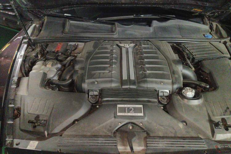 Used Bentley Bentayga 2017 6.0T Standard Edition Engine Bay